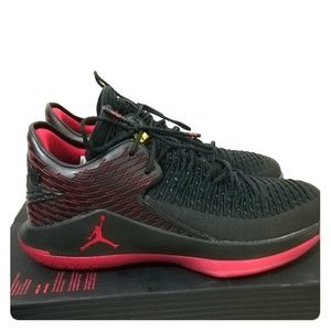 Air Jordan XXXII Low